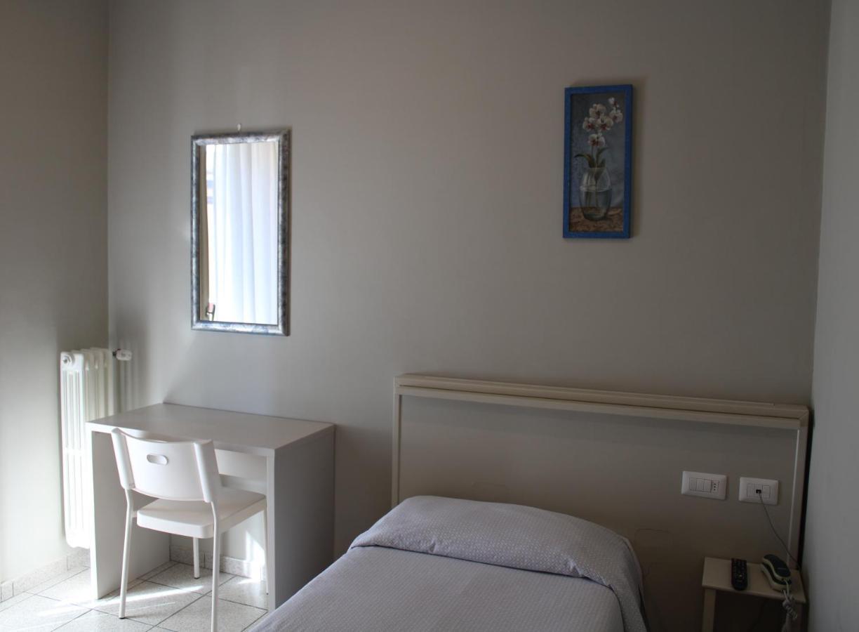Hotel Delfina Signa Ngoại thất bức ảnh